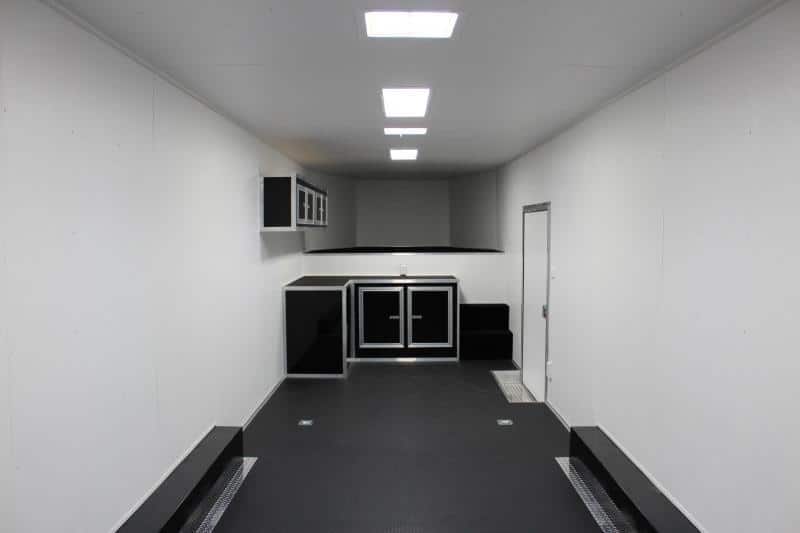 Enclosed Gooseneck Trailer 2023 36' Silver In-Production Special