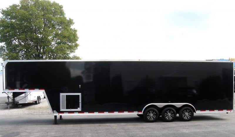 Enclosed Gooseneck Trailer 2023 36' Silver In-Production Special
