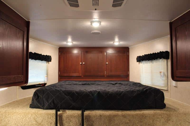 Enclosed Gooseneck Trailer with Living Quarters 44' Large Bathroom In-Production Special