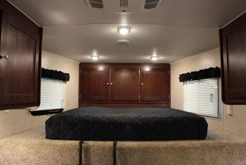 Enclosed Gooseneck Trailer with Living Quarters 44' Large Bathroom In-Production Special