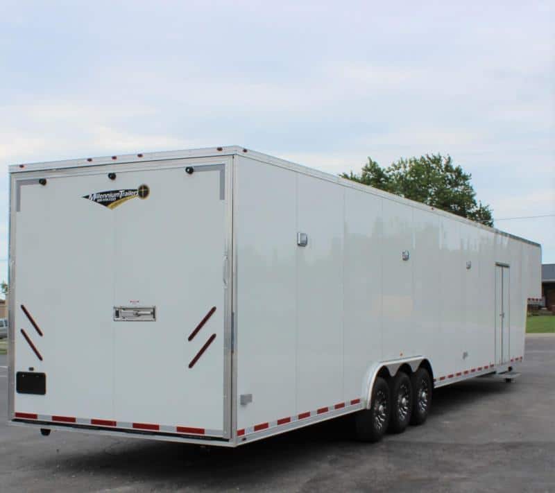 Enclosed Gooseneck Trailer 2023 48' Platinum In-Production Special