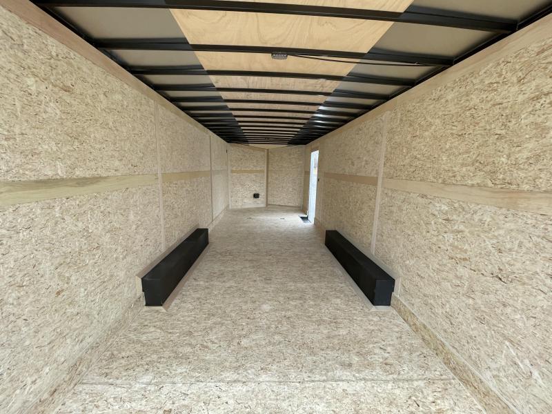 Enclosed Car Trailer 2022 24' V-Nose & Ramp Door