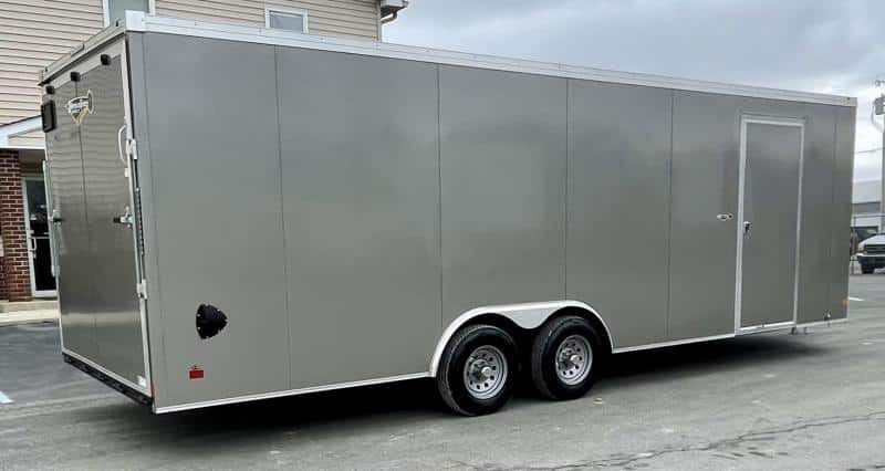 Enclosed Car Trailer 2022 24' V-Nose & Ramp Door