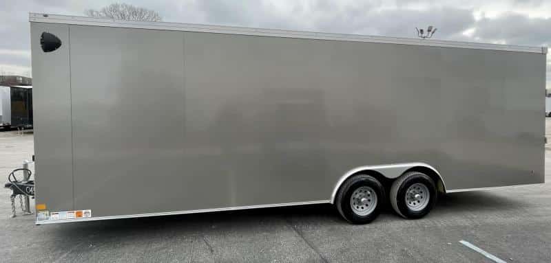 Enclosed Car Trailer 2022 24' V-Nose & Ramp Door