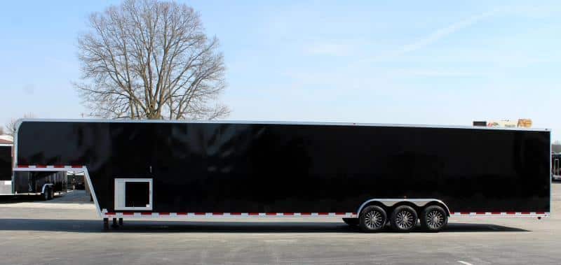 Enclosed Gooseneck Trailer 2023 48' Platinum In-Production Special