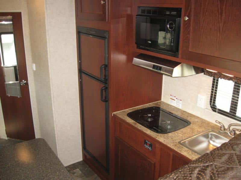 Enclosed Gooseneck Trailer with Living Quarters  40' 2023 w/King Size Bath/Sleeps 4