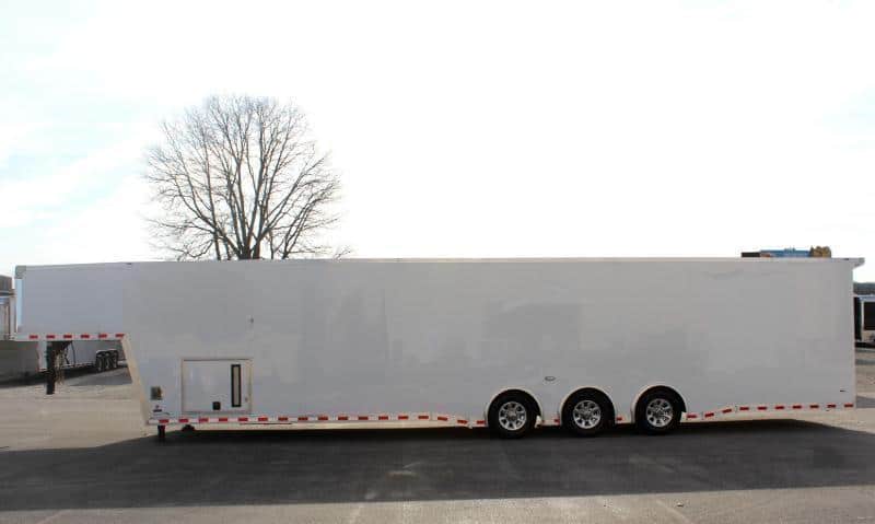 Enclosed Gooseneck Trailer 44' 2023 Tapered Nose/Spread Axles/Black Cabs