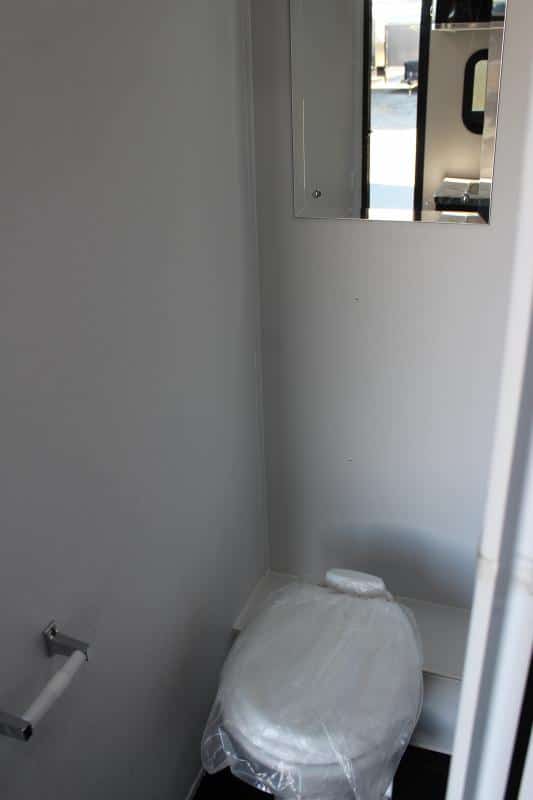 Enclosed Trailer with Living Quarters 2023 22' Nomad Sleep 6!