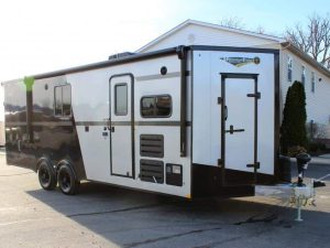 Enclosed Trailer with Living Quarters Aluminum Frame 2023 24'  Nomad Sleeps 6!