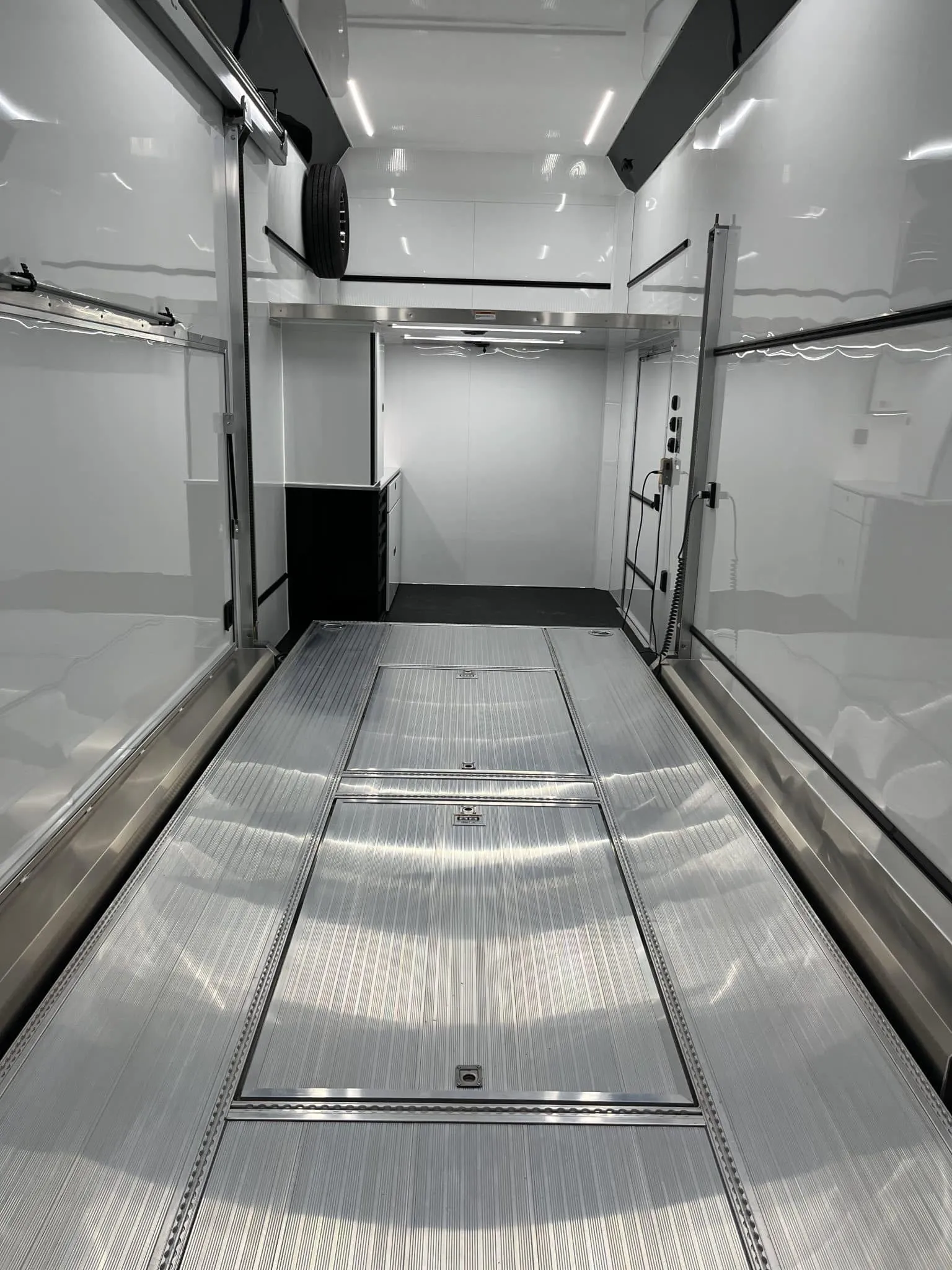 Enclosed ATC Car Trailer 2026 30ft. Aluminum Stacker ROM 750S w/Tiltable 18ft. Lift 6130 - Image 11