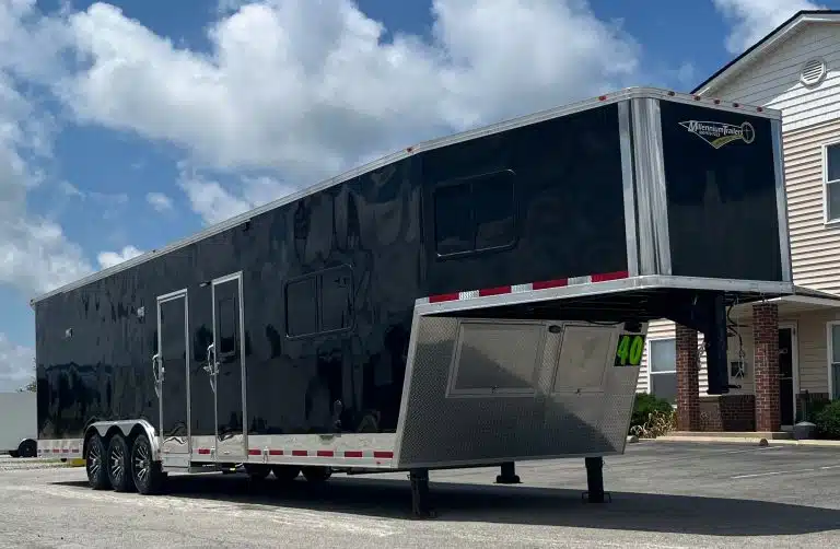 enclosed trailer with living quarters
