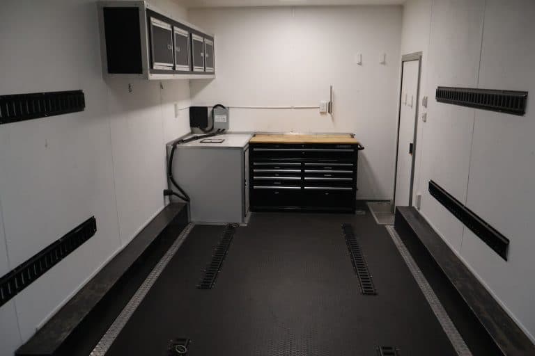 0276 Interior 2