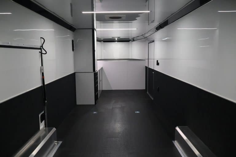 7355 Interior 2