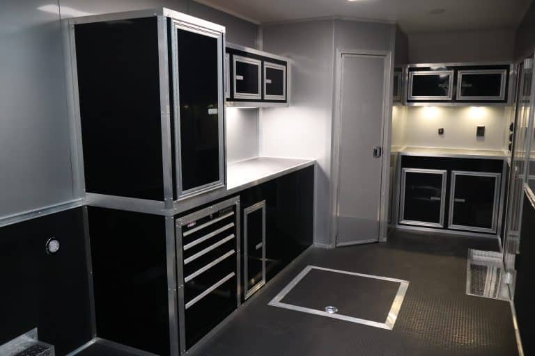 0005 INTERIOR 3