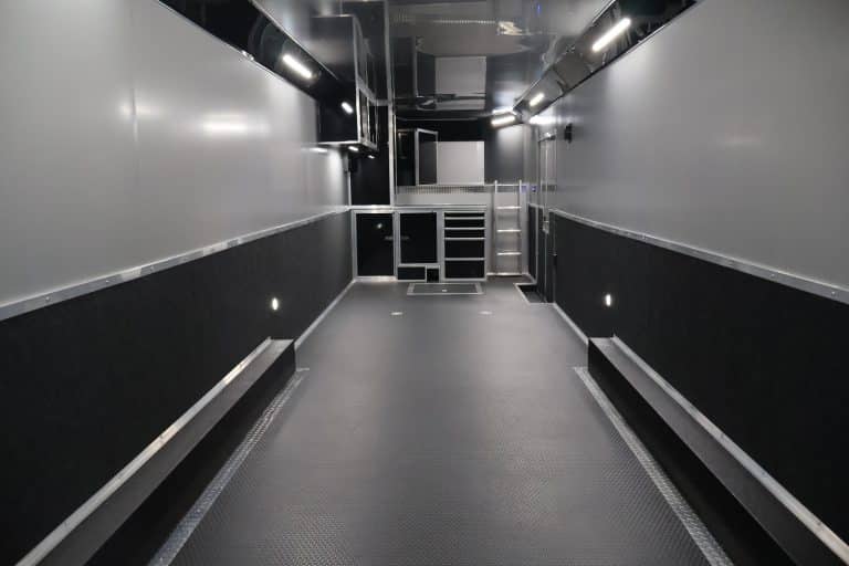 7454 Interior 2