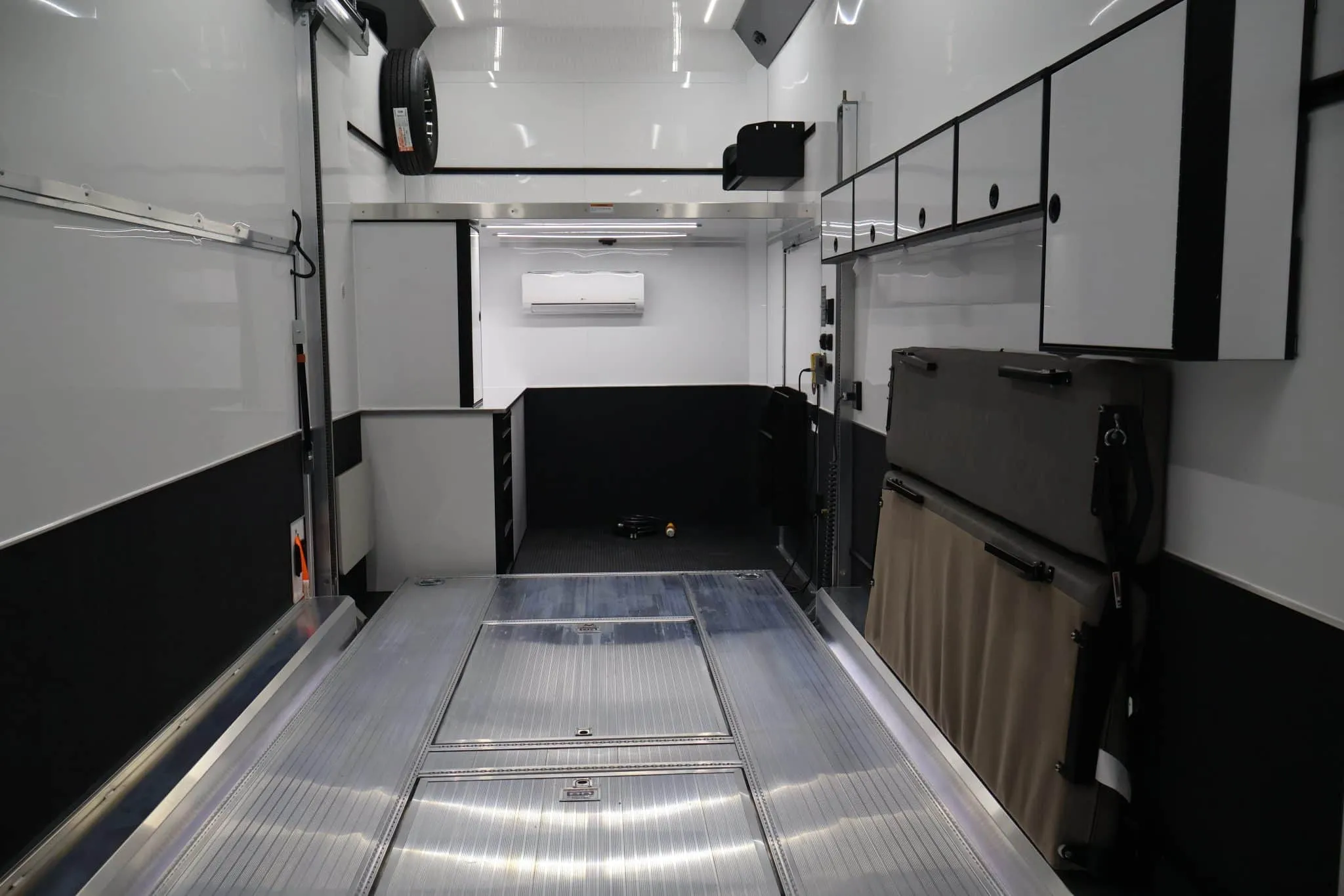 Enclosed ATC Car Trailer 2027 28ft. Aluminum Stacker ROM 750S w/18ft. Tiltable Lift & Lifetrac Options Added 7677 - Image 3