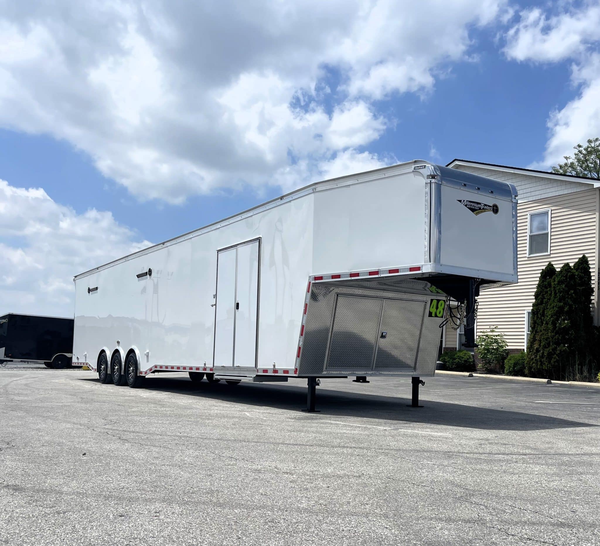 Enclosed Gooseneck Trailer 2027 48ft. Edge Car Hauler w/Finished Interior & Wide Ramp Door Opening 7894 - Image 9