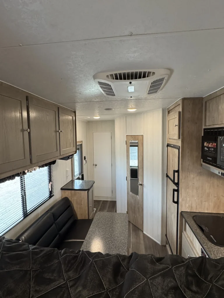Enclosed Trailer with Living Quarters 2026 40ft. Gooseneck w/20ft. LQ, Large Bath and Fully Finished 20ft. Garage Area 0201 - Image 3