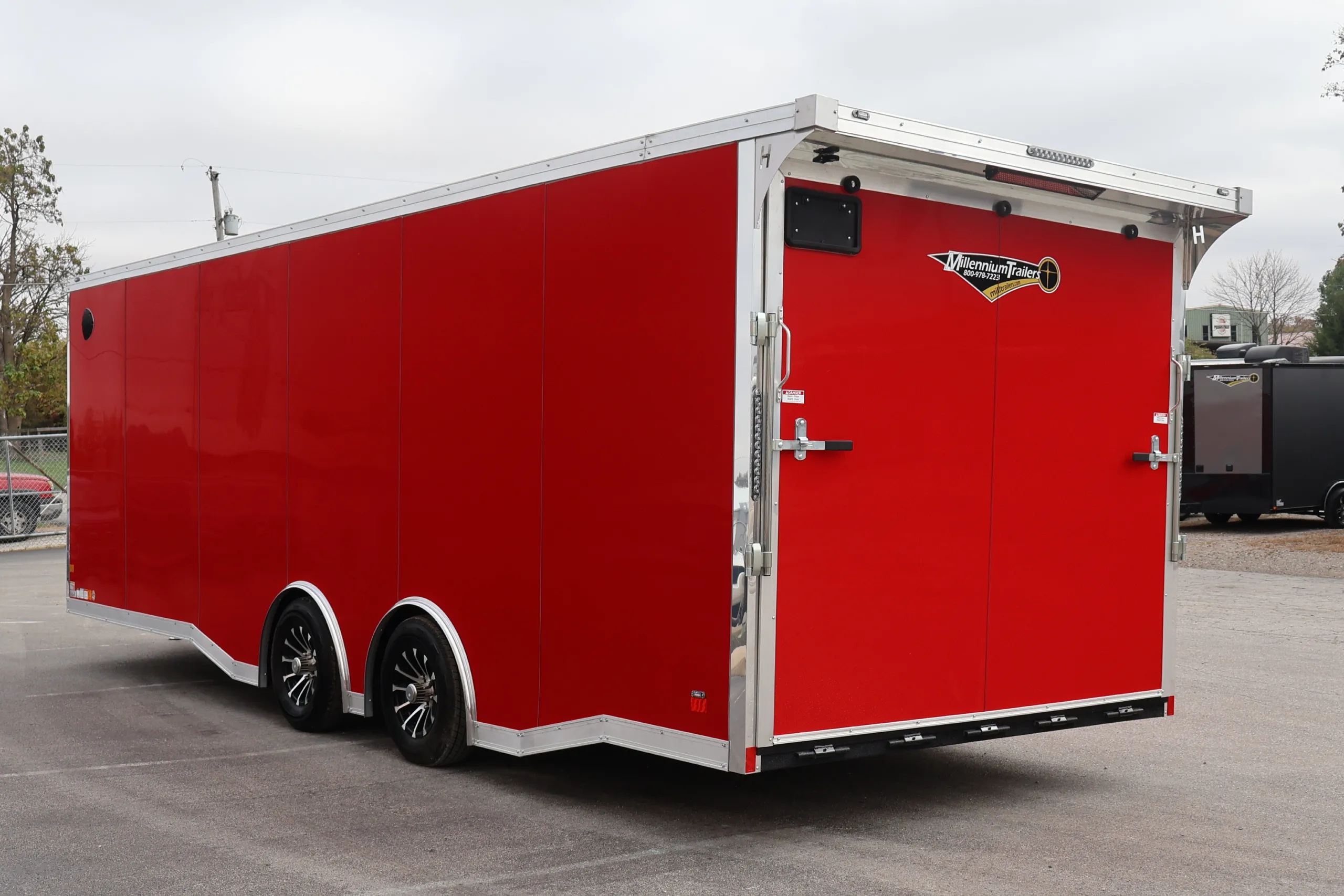 Enclosed Car Trailer 2027 24ft. Haulmark Heat Pro w/Loaded Interior & Wide Ramp Door Opening 9337 - Image 6