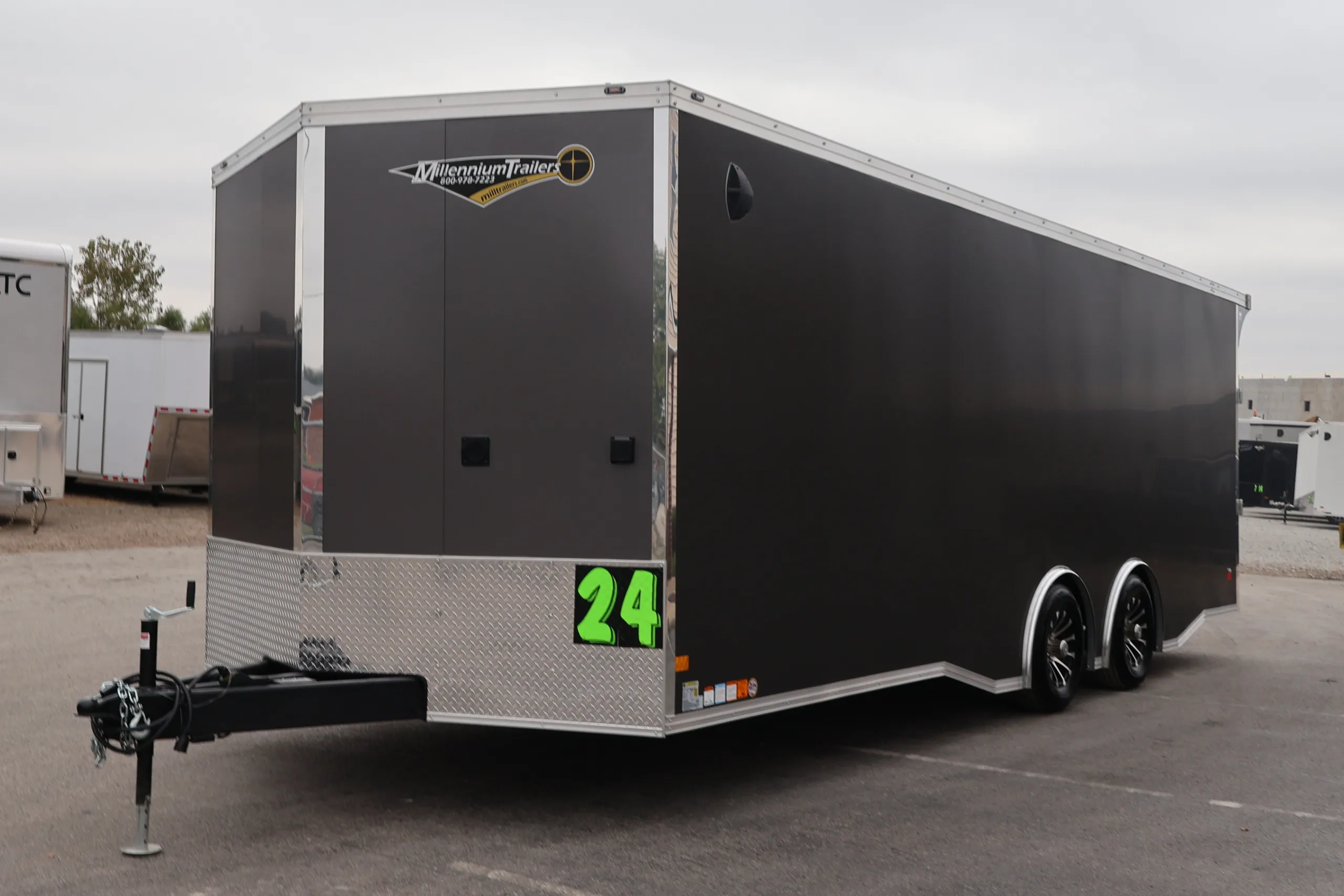 Enclosed Car Trailer 2027 24ft. Haulmark Heat Pro w/Loaded Interior & Wide Ramp Door Opening 9338