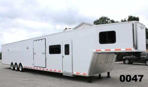 Enclosed Gooseneck Trailer
