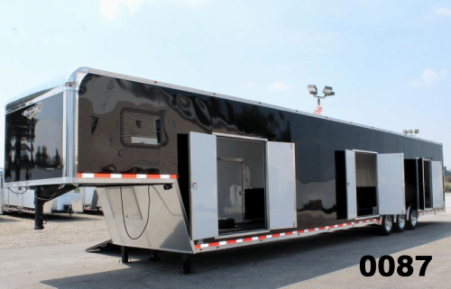 Enclosed Gooseneck Trailer 53ft Black with 60" double doors