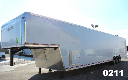 Enclosed Gooseneck Trailer