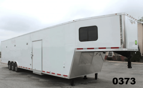 Enclosed Gooseneck Trailers w/Bathrooms