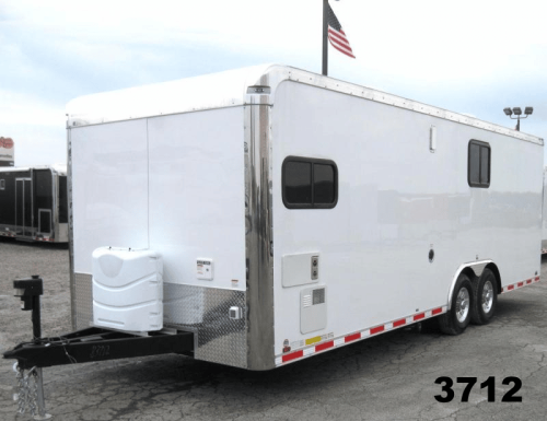 Enclosed Trailer With Living Quarters 24'/MC