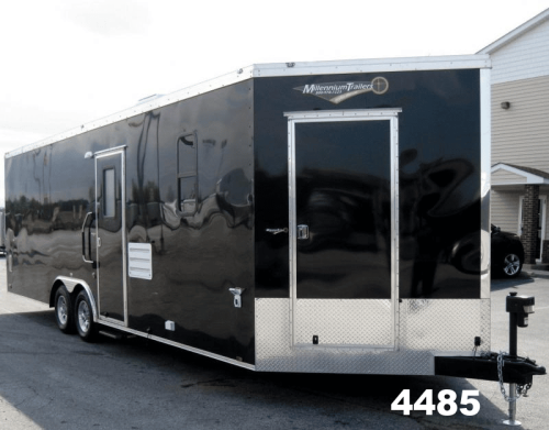 Enclosed Trailer with Living Quarters 26'/MC