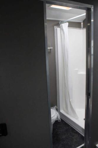 Enclosed Trailers With Living Quarters For Sale
