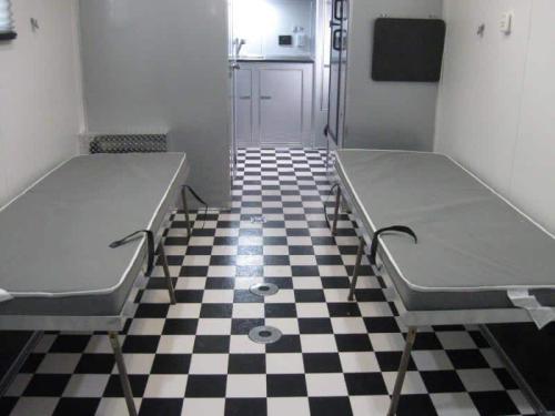 Enclosed Trailer With Living Quarters 24'/MC