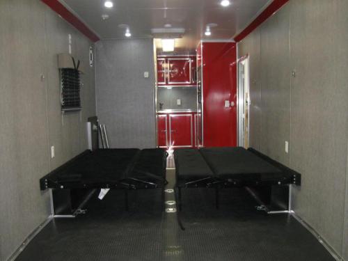 Enclosed Trailer with Living Quarters 26'/MC