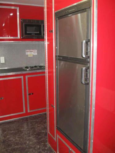 Enclosed Trailer with Living Quarters 26'/MC