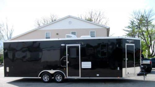 Enclosed Trailer with Living Quarters 26'/MC