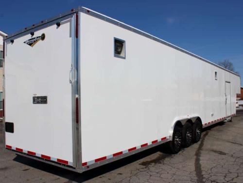 Enclosed Gooseneck Trailer