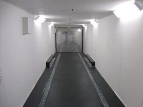 Enclosed Gooseneck Trailer
