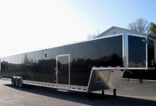 Enclosed Gooseneck Trailer