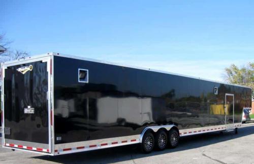 Enclosed Gooseneck Trailer