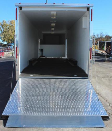 Enclosed Gooseneck Trailer