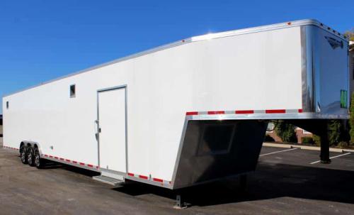 Enclosed Gooseneck Trailer