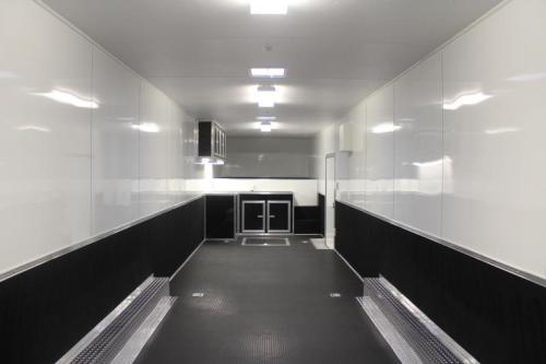 Enclosed Gooseneck Trailer