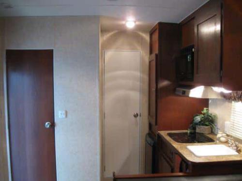 Enclosed Trailers With Living Quarters