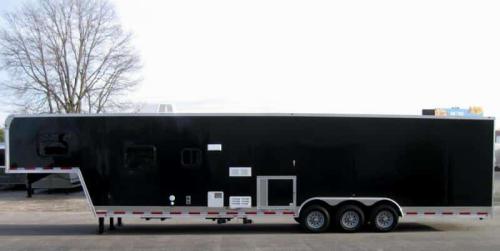 Enclosed Trailers With Living Quarters