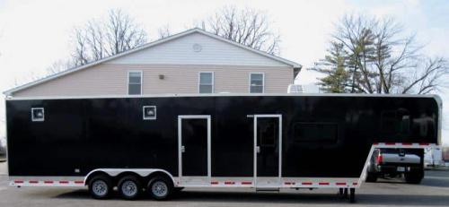 Enclosed Trailers With Living Quarters