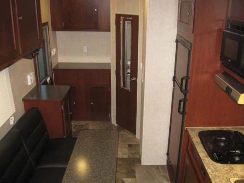 Enclosed Trailers With Living Quarters