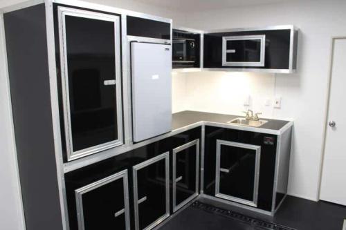 Enclosed Trailers With Living Quarters