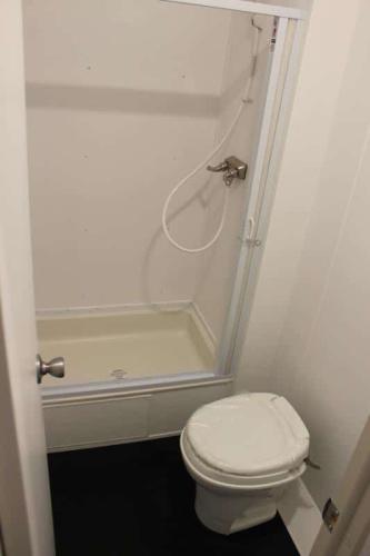 Enclosed Trailers With Living Quarters