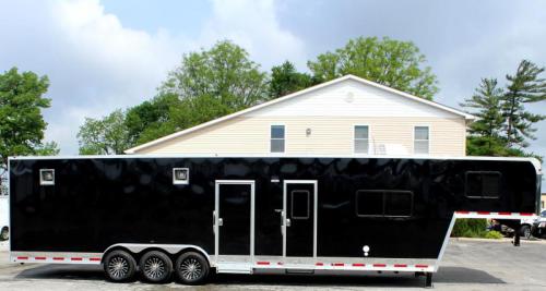 Enclosed Trailers With Living Quarters