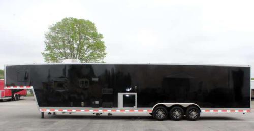 Enclosed Trailers With Living Quarters